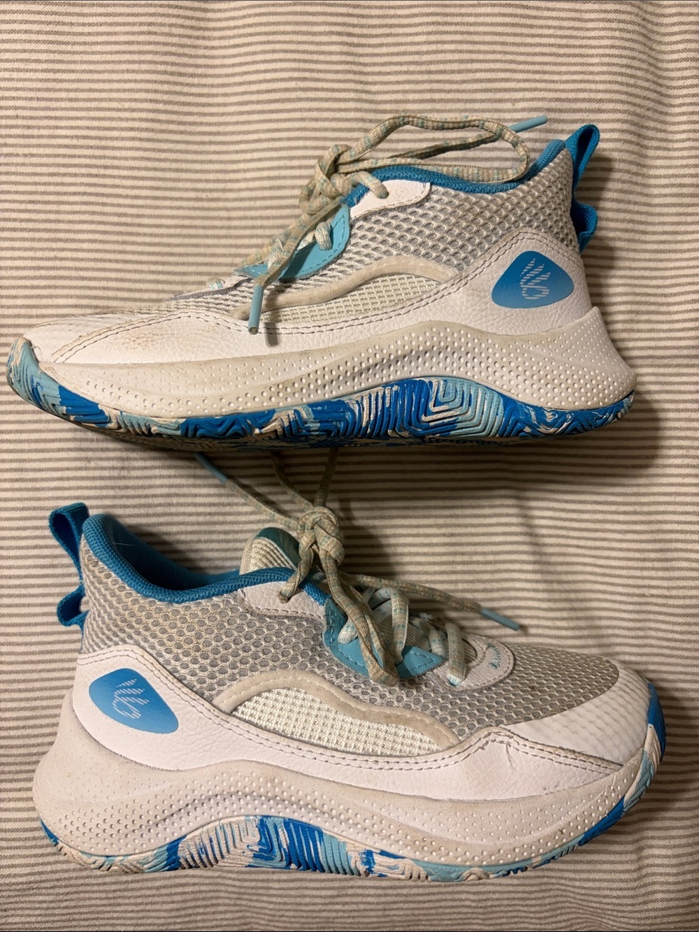 Under Armour Curry 3Z 24 Kids Basketball Shoes White Sky Blue Size 13